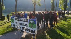 Manifestazione per la difesa del territorio montano in Friuli