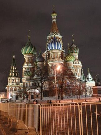 Mosca, la Piazza Rossa chiusa al pubblico