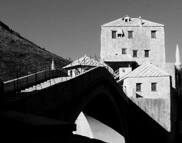 Il ponte di Mostar ricostruito